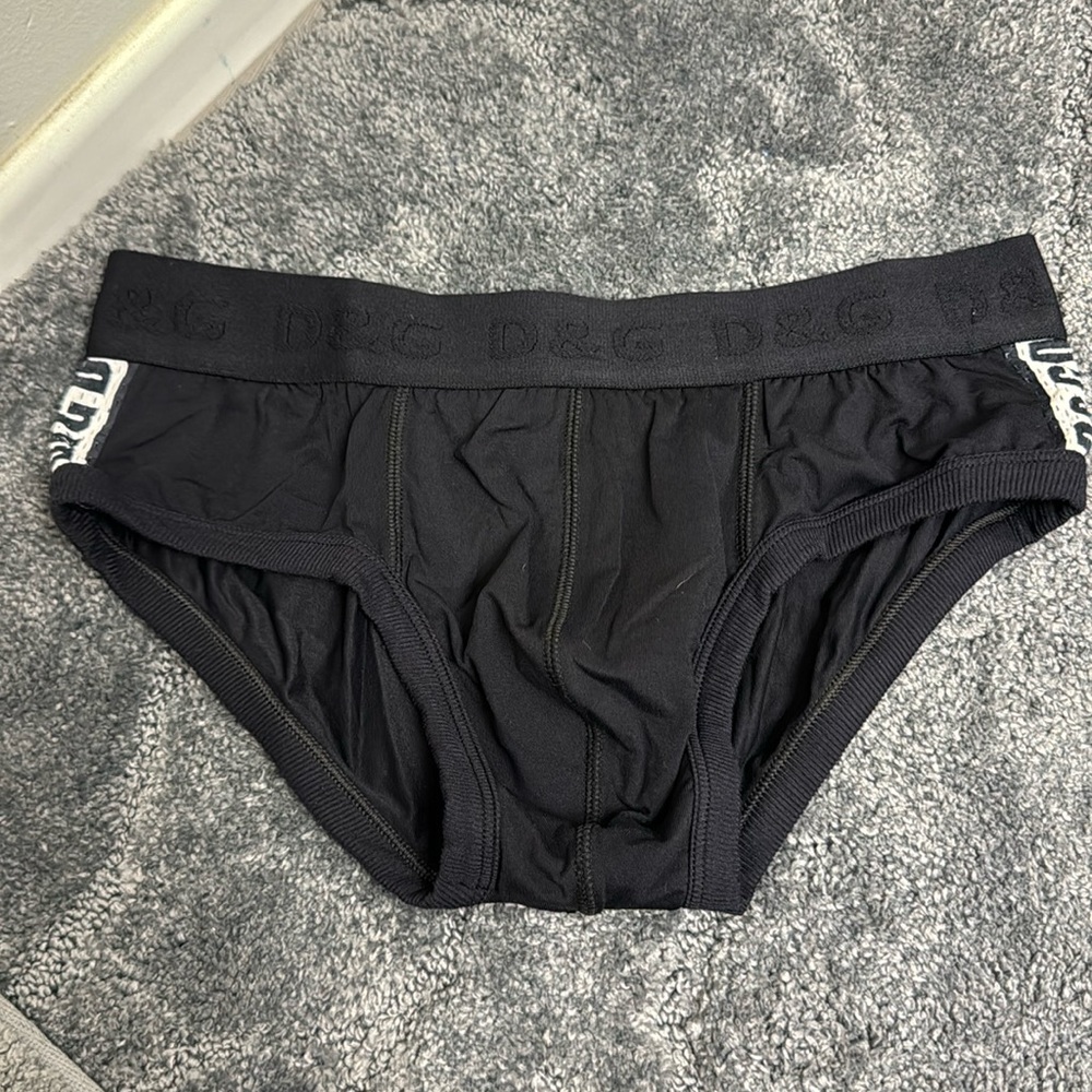 Vintage Designer D&G Small 28-30 Japan never worn